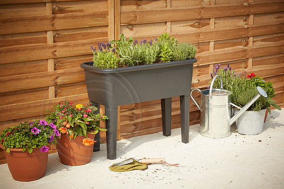 Sqft_planter-1-shot1_03