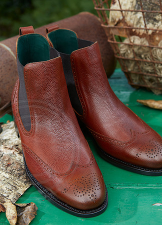 Brogue Chelsea Boot-04
