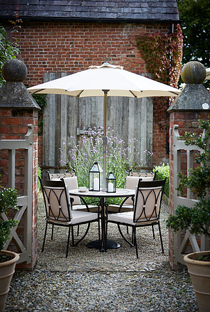 Secret_Garden_4seater-MAIN